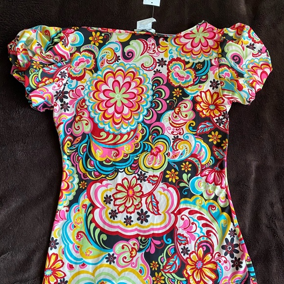 Bright colorful shirt - Picture 3 of 3